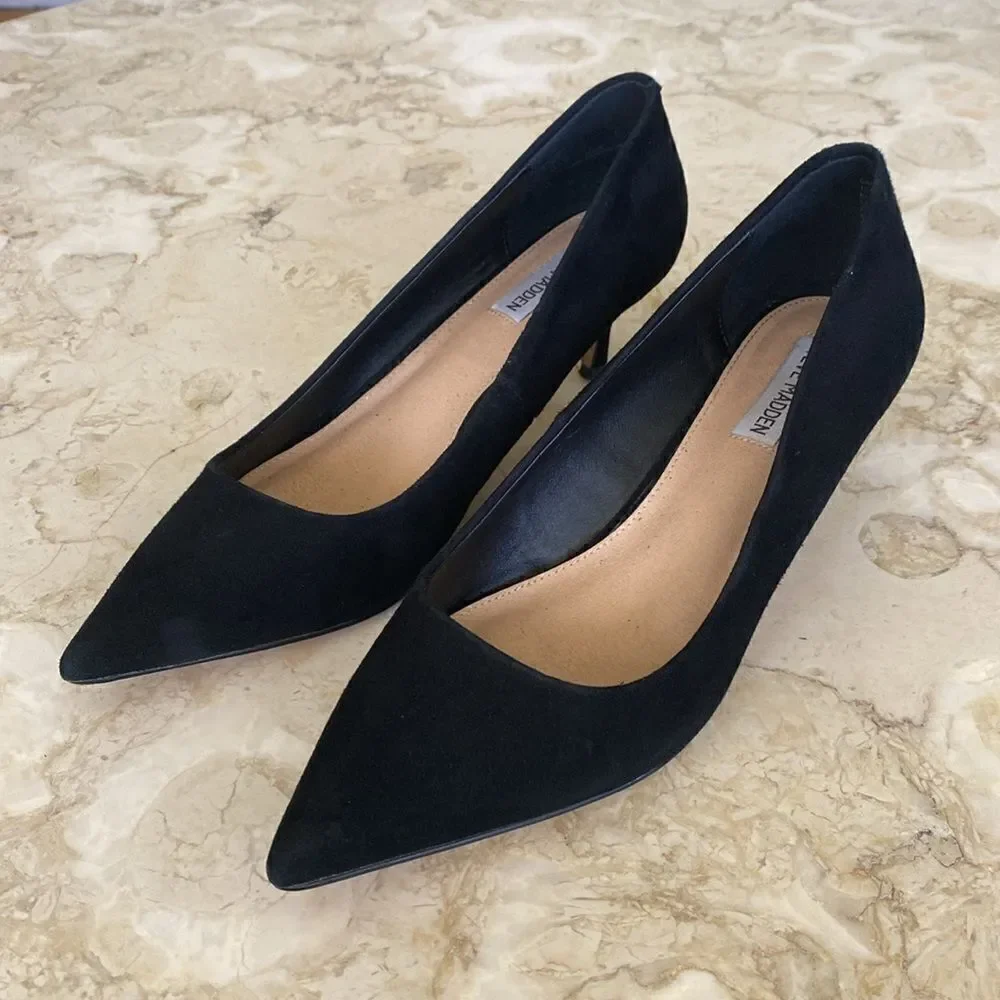 Steve Madden Sabrinah Sleek Black Suede Leather Kitten Heel Pointed Toe Pumps - Picture 3 of 12